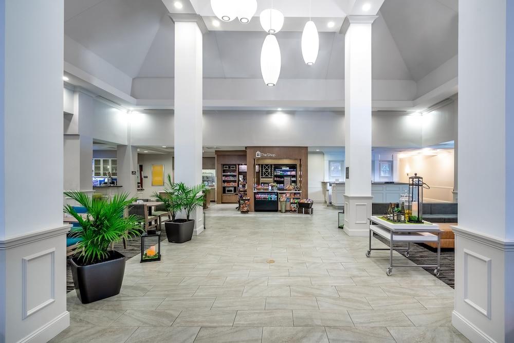 Hilton Garden Inn Richmond Airport Сандстон Экстерьер фото
