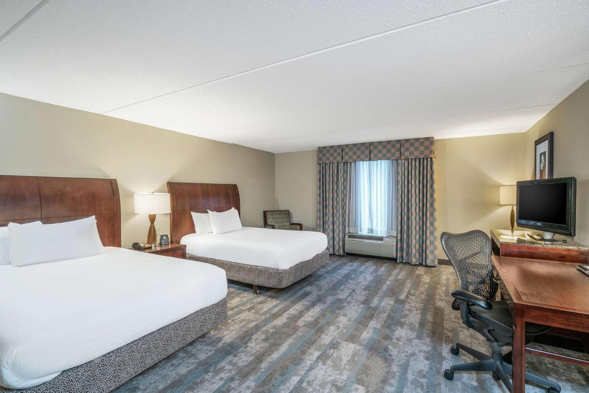 Hilton Garden Inn Richmond Airport Сандстон Экстерьер фото